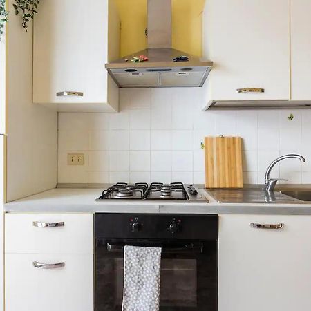Top Floor Apartment Near Historic Fortino Catania Exterior foto