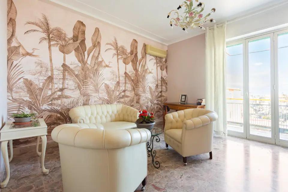 Top Floor Apartment Near Historic Fortino Catania Exterior foto